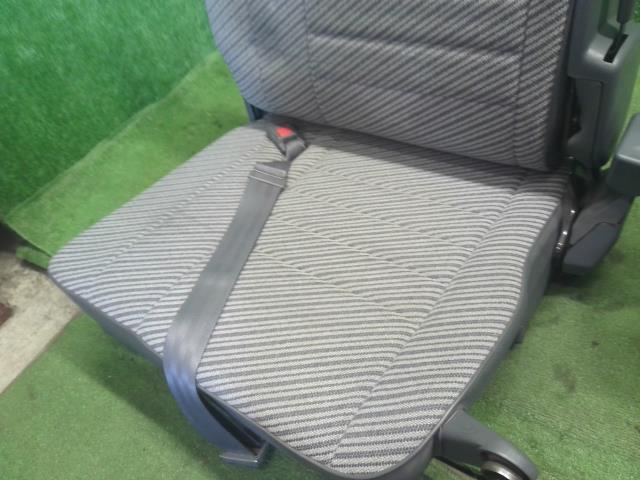 ランドクルーザープラド Ｒシート Q-LJ78G