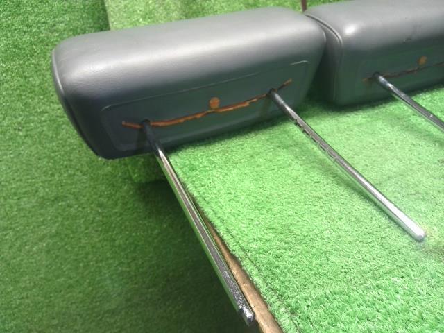 ランドクルーザープラド ヘッドレスト Q-LJ78G 71910-60160-03