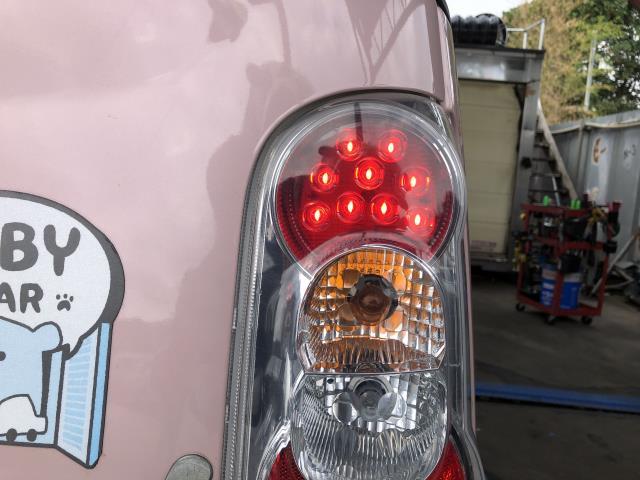 ミラココア 右テールランプ DBA-L675S 81550-B2480