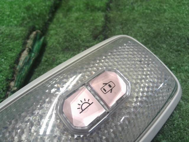 ミラココア ルームランプ DBA-L675S 81240-B2150