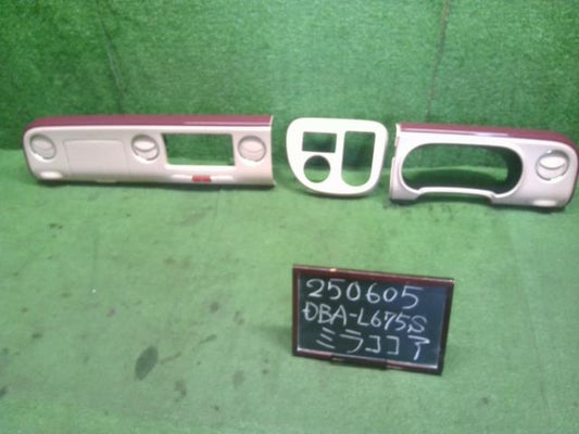 ミラココア ダッシュパネル DBA-L675S 55404-B2510-E3