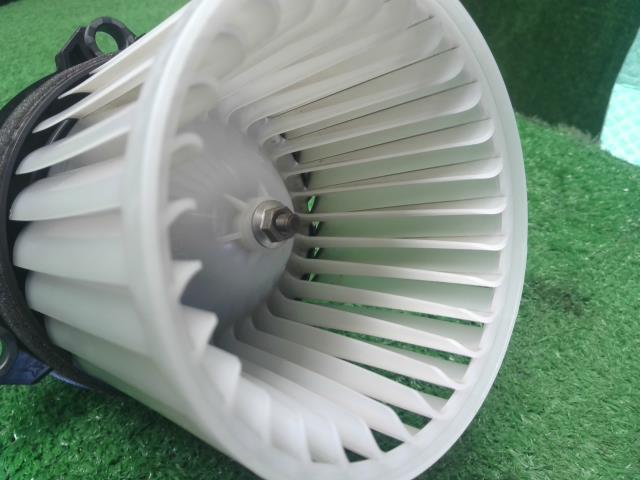 Ｎ－ＢＯＸ ヒーターブロアモーター DBA-JF3 79310-TTA-942