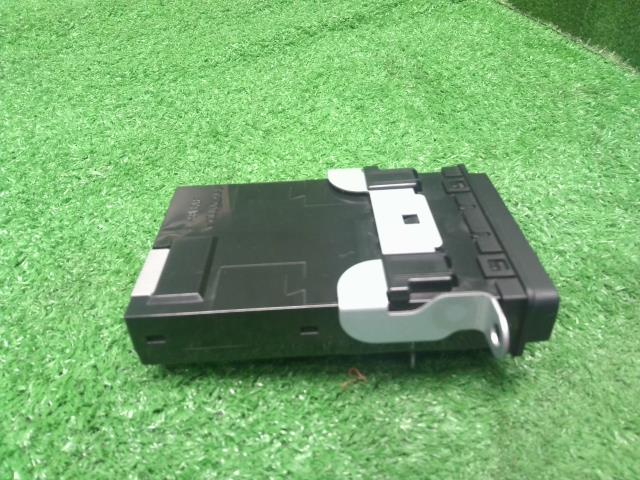 Ｎ－ＢＯＸ ETC DBA-JF3 39581-TTA-J01