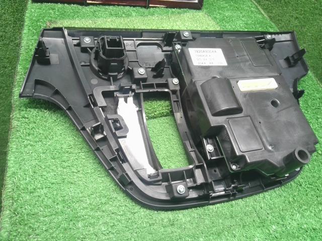 ｅＫスペース Ａ／Ｃスイッチパネル DBA-B11A 7820A930XA