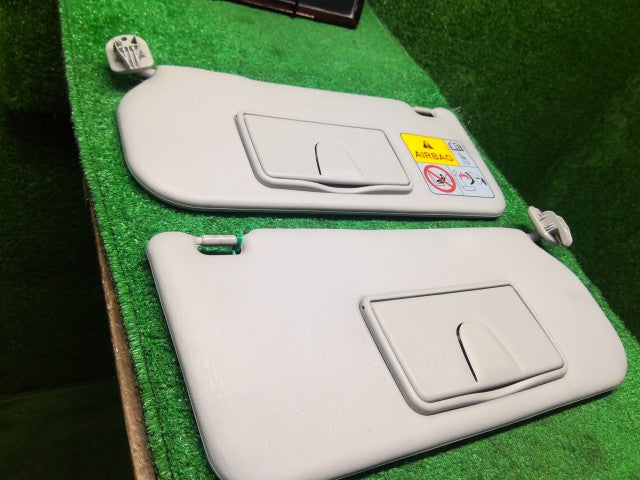 ソリオ サンバイザー DBA-MA15S