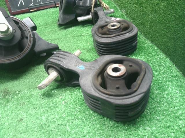 オデッセイ E/G部品 DBA-RC1 50820-T6A-J01