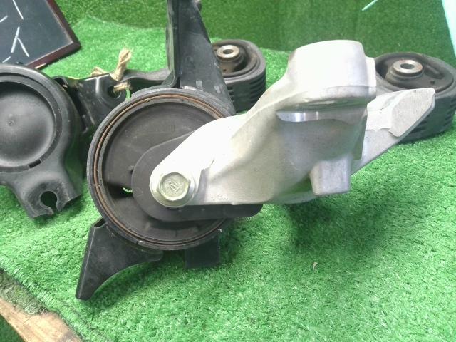 オデッセイ E/G部品 DBA-RC1 50820-T6A-J01