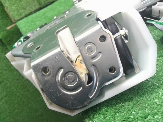 オデッセイ 右Ｒドアロックソレノイド DBA-RC1 35256-T5A-T01