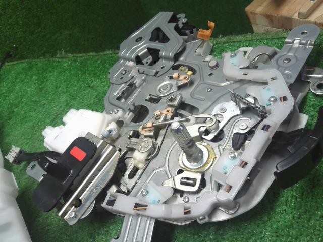 オデッセイ 右Ｒドアロックソレノイド DBA-RC1 35256-T5A-T01