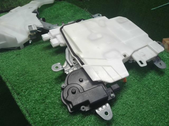 オデッセイ 右Ｒドアロックソレノイド DBA-RC1 35256-T5A-T01