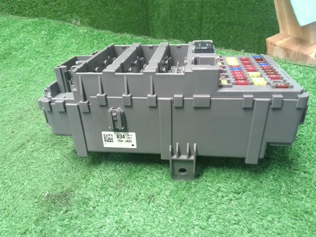オデッセイ ヒューズボックス DBA-RC1 38200-T6A-J42