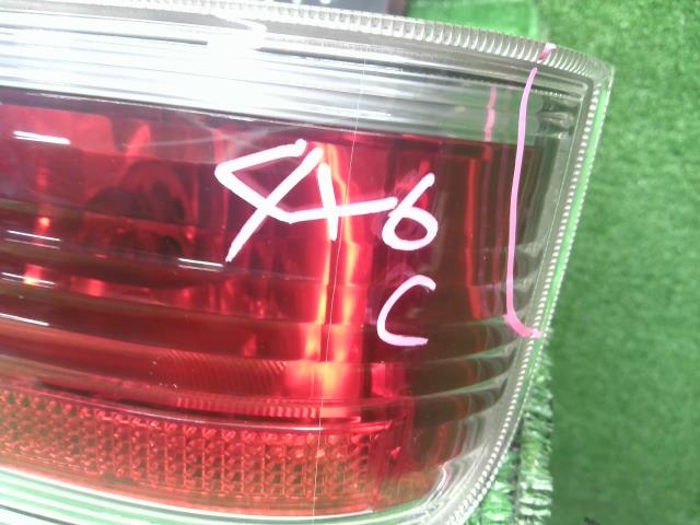ハイゼットアトレ 右テールランプ ABA-S331G 81550-B5070