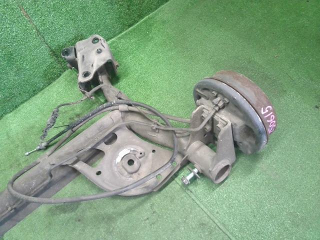 ノート ＲアクスルホーシングＡＳＳＹ DBA-E11 55501-4V00B