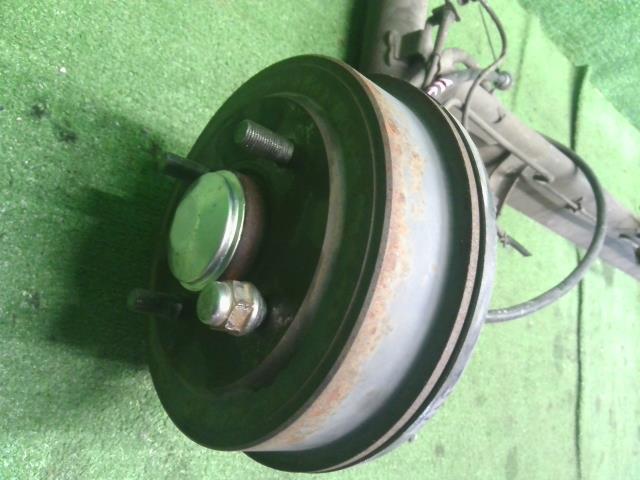 ノート ＲアクスルホーシングＡＳＳＹ DBA-E11 55501-4V00B