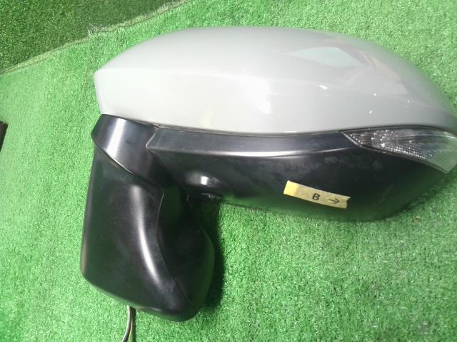 シエンタ 左サイドミラー 6AA-MXPL10G 87940-52M10