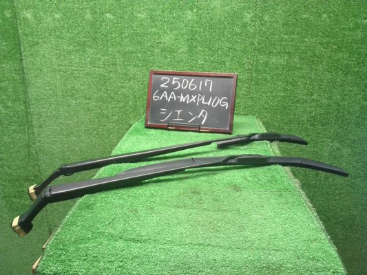 シエンタ 外装部品 6AA-MXPL10G 85212-52H00