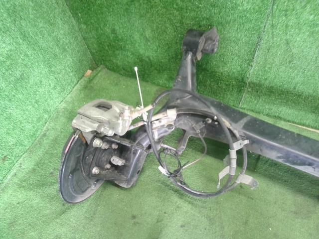 シエンタ ＲアクスルホーシングＡＳＳＹ 6AA-MXPL10G 42110-52360