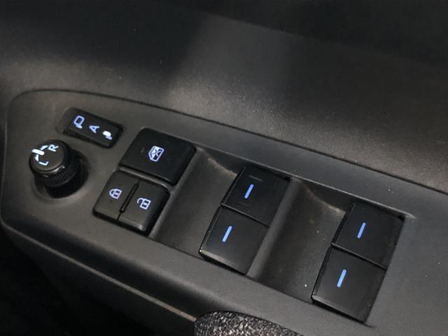 シエンタ パワーウインドウスイッチ 6AA-MXPL10G 84040-10030