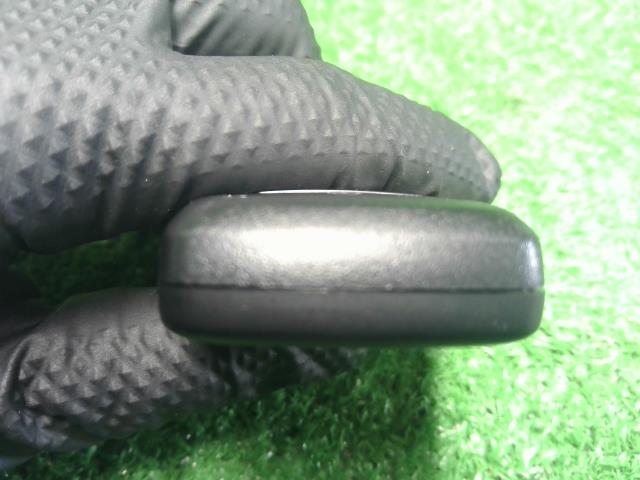 シエンタ キーレスリモコン 6AA-MXPL10G 8990H-52220