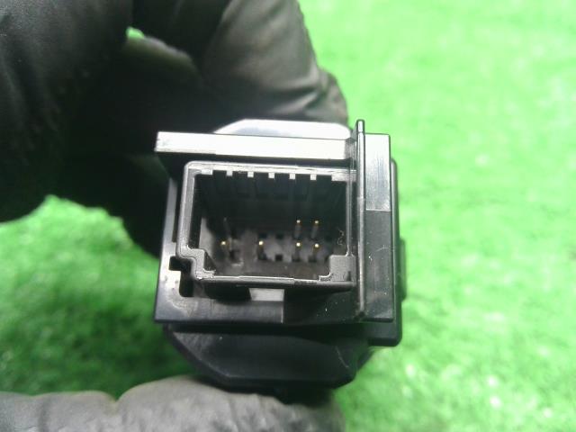 シエンタ イグニッションスイッチ 6AA-MXPL10G 89611-12020
