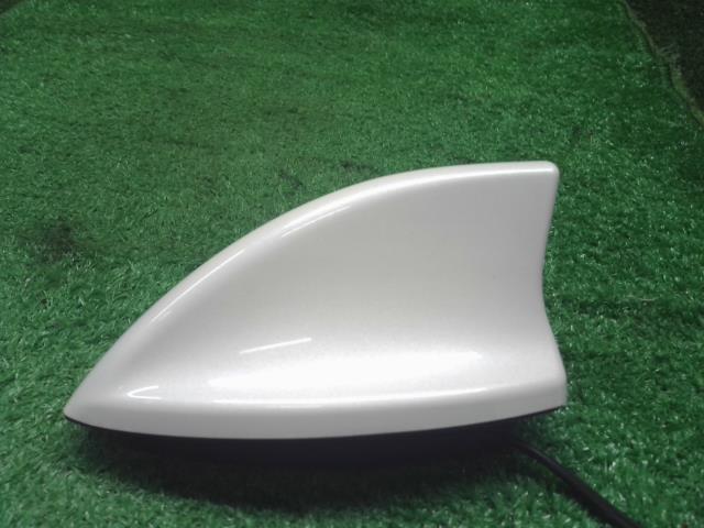 ノート アンテナ DBA-E12 28208-1A27A