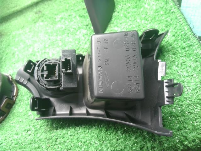 ノート クラスターパネル DBA-E12 68750-1A10E
