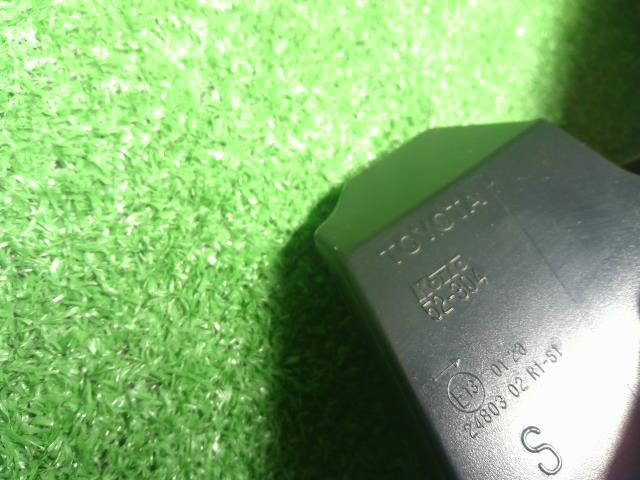ヴィッツ 右テールランプ DBA-NSP135 81551-52D20