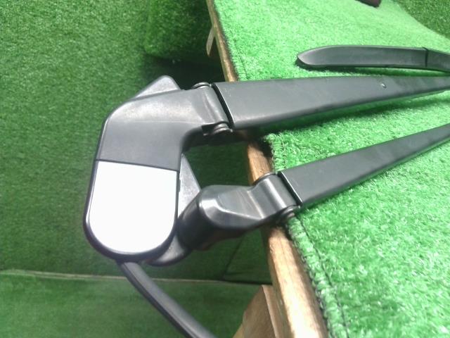 ヴィッツ 外装部品 DBA-NSP135 85211-52520
