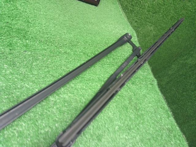 ヴィッツ 外装部品 DBA-NSP135 85211-52520