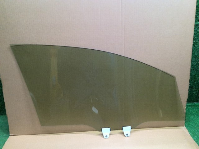 インプレッサ 左Ｆドアガラス DBA-GP7 61011FJ030