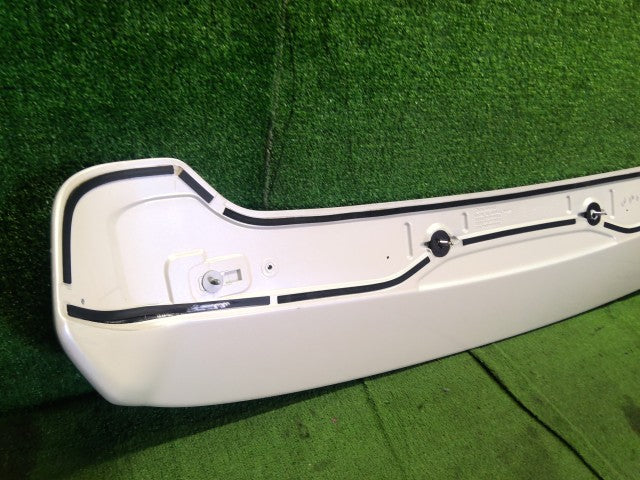 インプレッサ Ｒスポイラー DBA-GP7