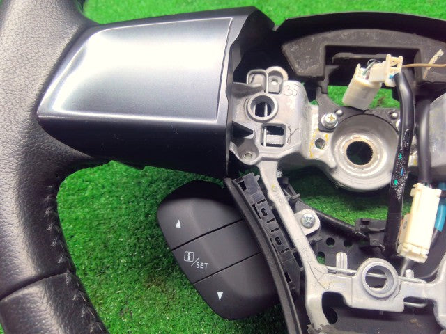 インプレッサ ステアリングホイール DBA-GP7 34312FJ010VH