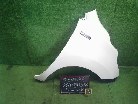 ワゴンＲ 右Ｆフェンダー DBA-MH34S 57611-72M12