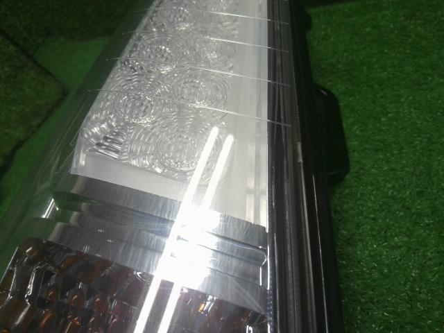 ワゴンＲ 左テールランプ DBA-MH34S 35670-72M10
