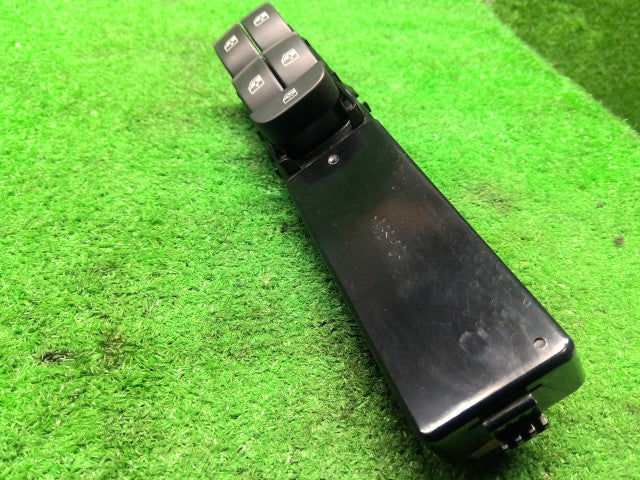 サーブ 9-3 パワーウインドウスイッチ GH-FB207