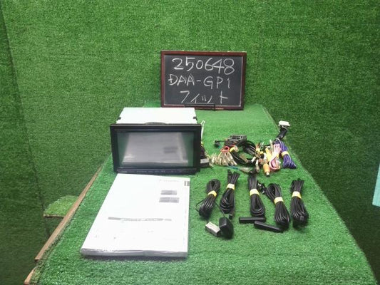 フィット カーナビゲーション DAA-GP1 CN-R300D