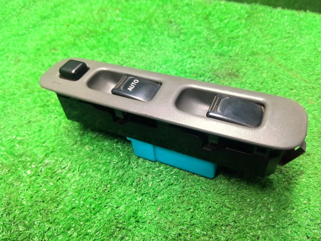 ジムニー パワーウインドウスイッチ TA-JB23W 37990-81A01-T01