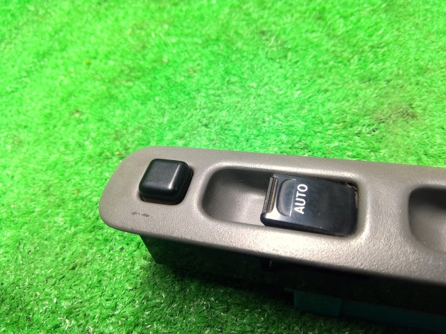 ジムニー パワーウインドウスイッチ TA-JB23W 37990-81A01-T01