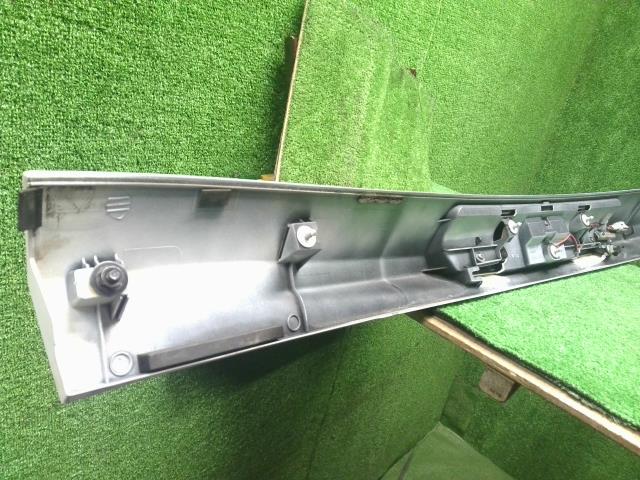 セレナ ハイマウントストップランプ DBA-CNC25 26590-1A25A