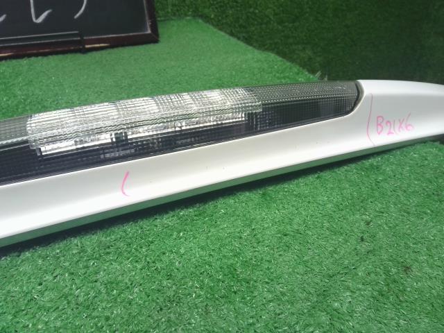 セレナ ハイマウントストップランプ DBA-CNC25 26590-1A25A