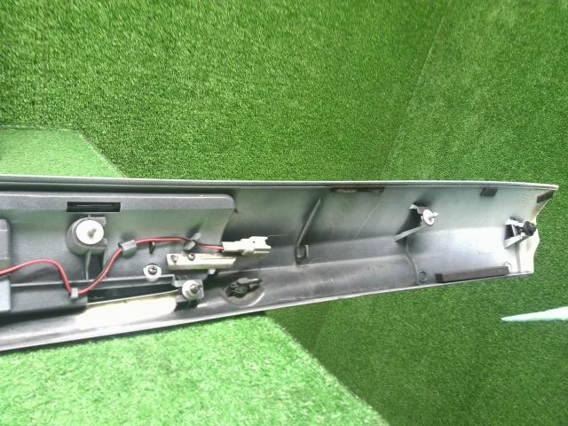 セレナ ハイマウントストップランプ DBA-CNC25 26590-1A25A