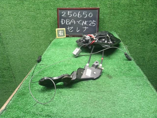 セレナ 右パワースライドドアモーター DBA-CNC25 97930-CY00A
