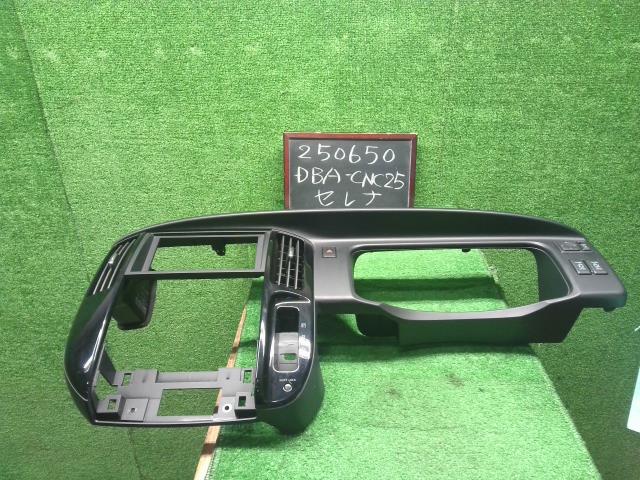 セレナ 内装部品 DBA-CNC25 68240-1A21D