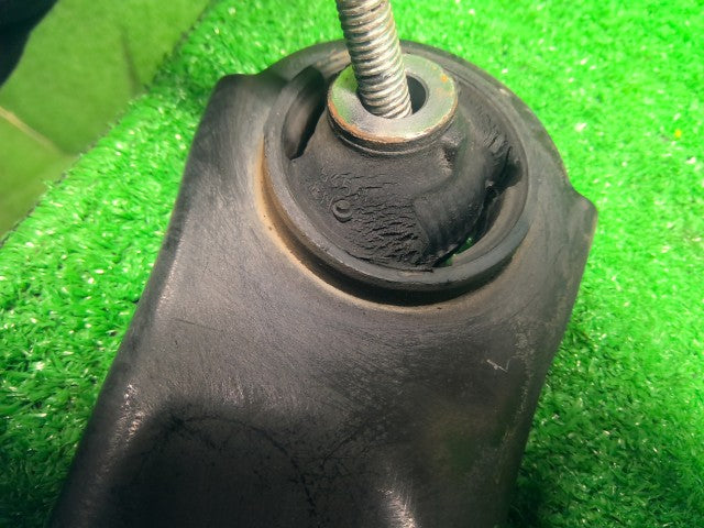 エクストレイル 左Ｆロアアーム DBA-NT31 54501-JG00B