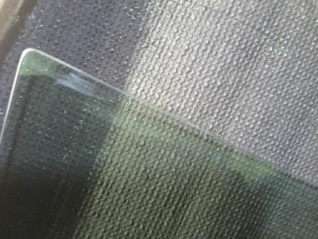 ヴォクシー 右Ｆドアガラス DAA-ZWR80G 68101-28420
