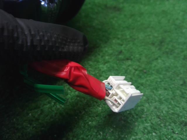 ヴォクシー 右サイドミラー DAA-ZWR80G 87910-28B50