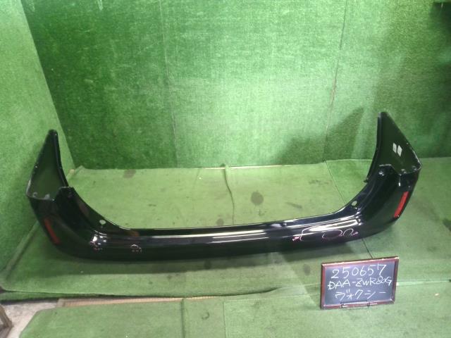 ヴォクシー ＲバンパーＡＳＳＹ DAA-ZWR80G 52159-28620-C0