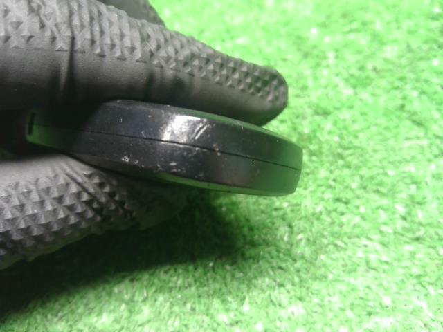 ヴォクシー キーレスリモコン DAA-ZWR80G 89904-28690