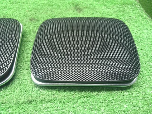 ヴォクシー スピーカー DAA-ZWR80G 86150-28161