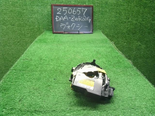ヴォクシー 電装部品 DAA-ZWR80G 84307-28050